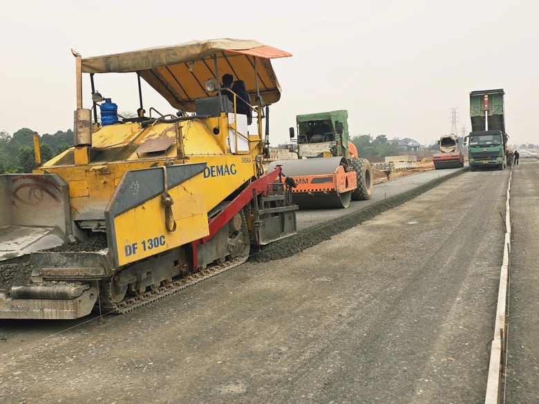 Tăng tốc thi c&ocirc;ng tuyến nối 2 cao tốc ở Ph&uacute; Thọ, nỗ lực th&ocirc;ng xe dịp 30/4- Ảnh 7.