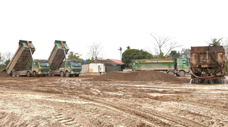 Dồn lực thi công cao tốc Ninh Bình - Hải Phòng, phấn đấu hoàn thành vào cuối năm 2026- Ảnh 3. Dồn lực thi công cao tốc Ninh Bình - Hải Phòng, phấn đấu hoàn thành vào cuối năm 2026- Ảnh 3.