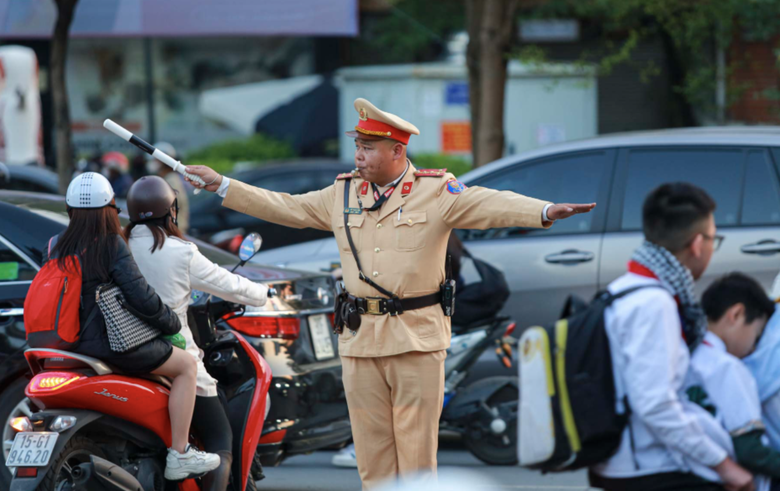 Nhiều bộ ngành thống nhất chấm dứt hoạt động Ban ATGT các địa phương- Ảnh 2. Nhiều bộ ngành thống nhất chấm dứt hoạt động Ban ATGT các địa phương- Ảnh 2.