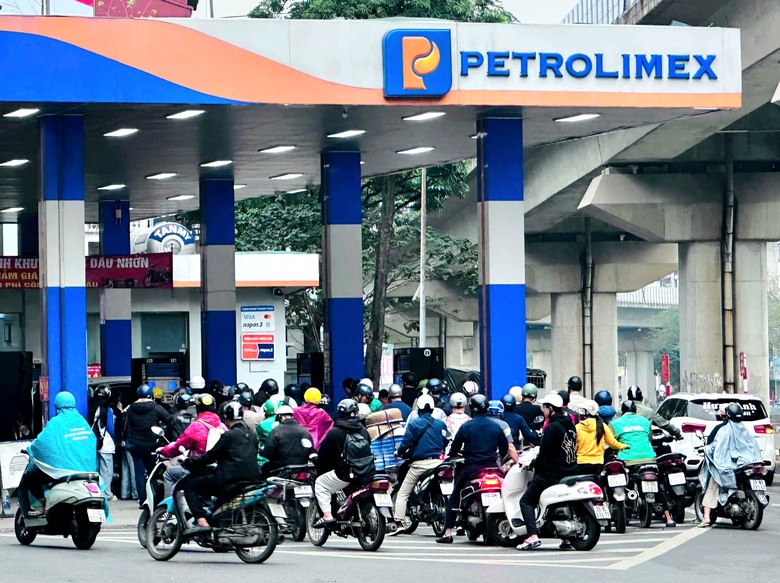 Đ&atilde; đến l&uacute;c b&igrave;nh ổn gi&aacute; xăng dầu- Ảnh 2.