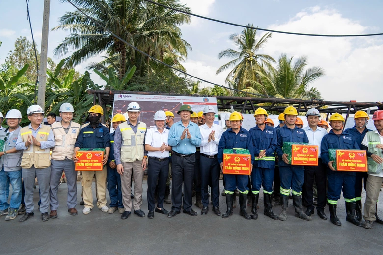 Bộ trưởng Trần Hồng Minh kiểm tra V&agrave;nh đai 3 v&agrave; cao tốc TP.HCM - Long Th&agrave;nh - Dầu Gi&acirc;y- Ảnh 6.