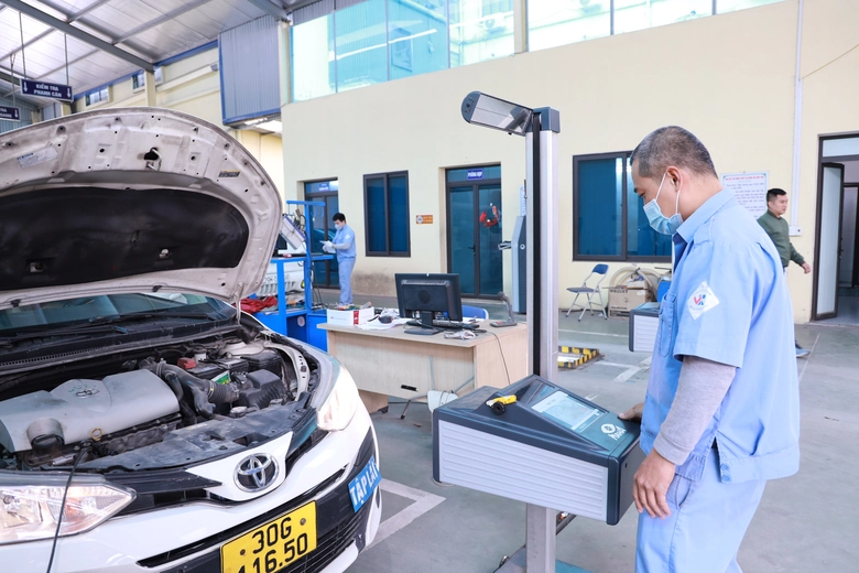 Bỏ cơ chế &ldquo;cảnh b&aacute;o&rdquo; phương tiện khi đăng kiểm từ 1/7- Ảnh 1.