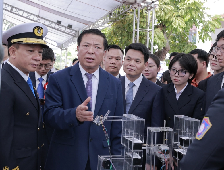 Đại học H&agrave;ng hải Việt Nam phải trở th&agrave;nh trung t&acirc;m đ&agrave;o tạo, nghi&ecirc;n cứu h&agrave;ng đầu khu vực- Ảnh 2.