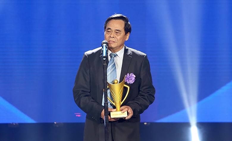 Cựu danh thủ Lê Thế Thọ và ký ức tháng năm rực rỡ- Ảnh 2. Cựu danh thủ Lê Thế Thọ và ký ức tháng năm rực rỡ- Ảnh 2.