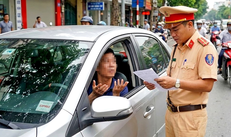 Xe quá hạn đăng kiểm một ngày có bị xử phạt?- Ảnh 1. Xe quá hạn đăng kiểm một ngày có bị xử phạt?- Ảnh 1.