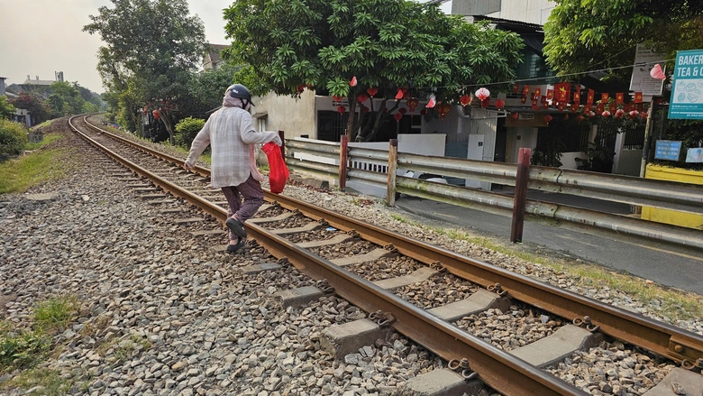 Huế: Sớm x&acirc;y hầm chui đảm bảo an to&agrave;n giao th&ocirc;ng đường sắt- Ảnh 2.