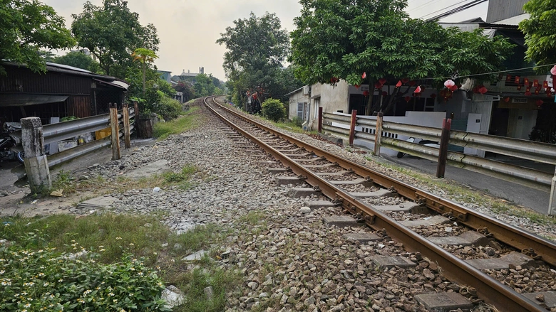 Huế: Sớm x&acirc;y hầm chui đảm bảo an to&agrave;n giao th&ocirc;ng đường sắt- Ảnh 7.