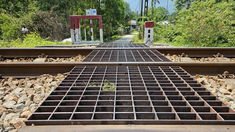 Huế: Sớm x&acirc;y hầm chui đảm bảo an to&agrave;n giao th&ocirc;ng đường sắt- Ảnh 10.