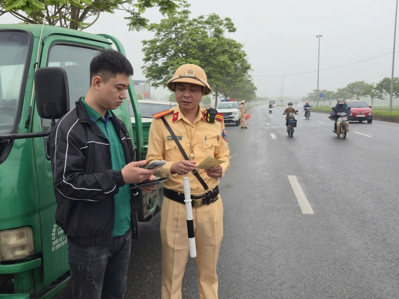 Từng là điểm nóng tai nạn giao thông, Vành đai 5 Thái Nguyên dần an toàn hơn- Ảnh 9. Từng là điểm nóng tai nạn giao thông, Vành đai 5 Thái Nguyên dần an toàn hơn- Ảnh 9.