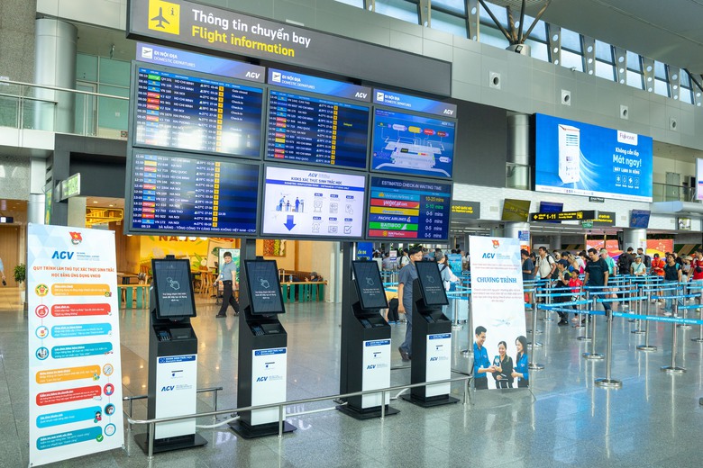 S&acirc;n bay Đ&agrave; Nẵng khai trương lối đi ưu ti&ecirc;n cho kh&aacute;ch d&ugrave;ng sinh trắc học l&ecirc;n t&agrave;u bay- Ảnh 3.