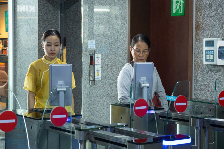 S&acirc;n bay Đ&agrave; Nẵng khai trương lối đi ưu ti&ecirc;n cho kh&aacute;ch d&ugrave;ng sinh trắc học l&ecirc;n t&agrave;u bay- Ảnh 4.