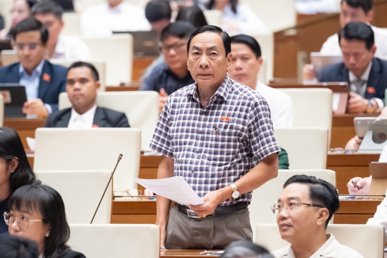 Đại biểu đề nghị quy định rõ quản lý tiền công đức, bảo đảm minh bạch- Ảnh 2. Đại biểu đề nghị quy định rõ quản lý tiền công đức, bảo đảm minh bạch- Ảnh 2.