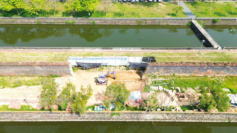 Đẩy nhanh ti&ecirc;n độ khắc phục sự cố sập tường Ho&agrave;ng th&agrave;nh Huế- Ảnh 3.