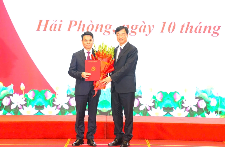 &Ocirc;ng L&ecirc; Ngọc Ch&acirc;u giữ chức B&iacute; thư Th&agrave;nh ủy Hải Ph&ograve;ng- Ảnh 1.