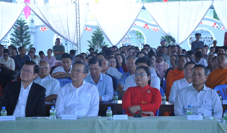 Cần Thơ: Khánh thành Nhà dưỡng lão Láng Sen, chăm sóc miễn phí người cao tuổi neo đơn- Ảnh 1. Cần Thơ: Khánh thành Nhà dưỡng lão Láng Sen, chăm sóc miễn phí người cao tuổi neo đơn- Ảnh 1.