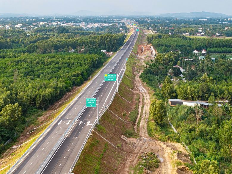 T&iacute;nh to&aacute;n lại nhu cầu vận tải, tối ưu phương &aacute;n mở rộng cao tốc Bắc - Nam- Ảnh 1.