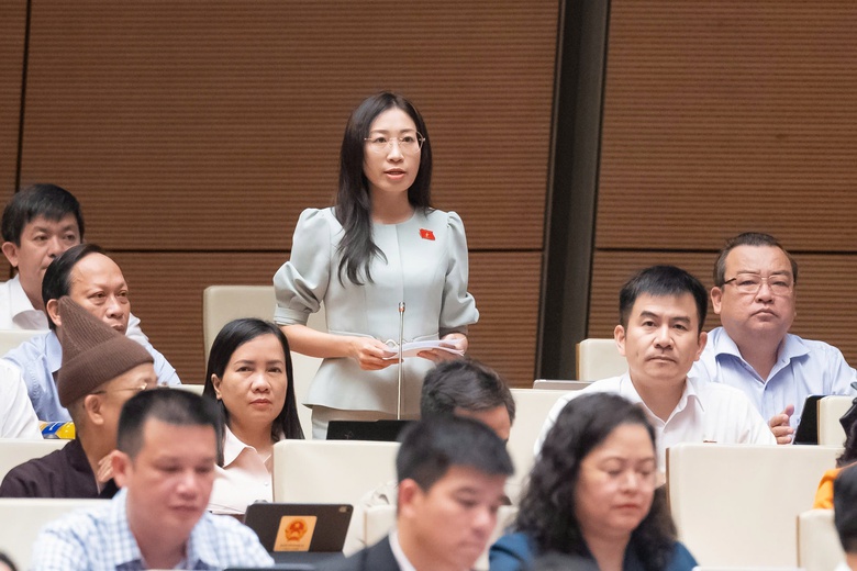 Đại biểu đề nghị quy định rõ quản lý tiền công đức, bảo đảm minh bạch- Ảnh 1. Đại biểu đề nghị quy định rõ quản lý tiền công đức, bảo đảm minh bạch- Ảnh 1.