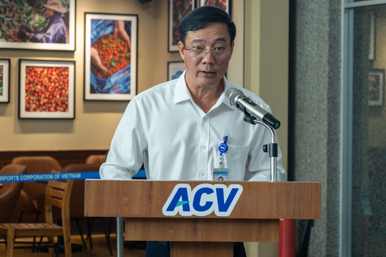 S&acirc;n bay Đ&agrave; Nẵng khai trương lối đi ưu ti&ecirc;n cho kh&aacute;ch d&ugrave;ng sinh trắc học l&ecirc;n t&agrave;u bay- Ảnh 2.