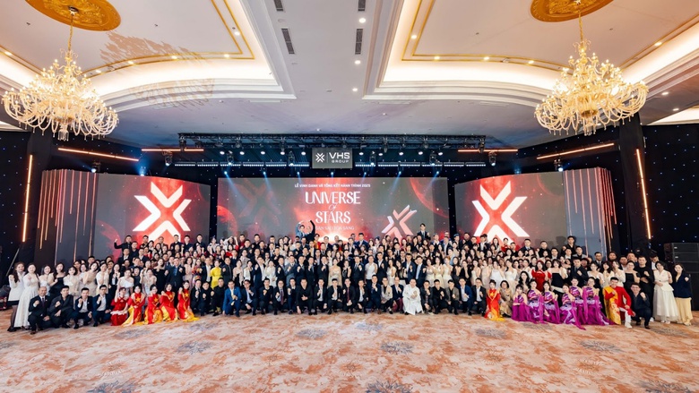 VHS Group - Nơi mỗi nh&acirc;n sự được ghi nhận, ph&aacute;t triển v&agrave; tỏa s&aacute;ng- Ảnh 1.