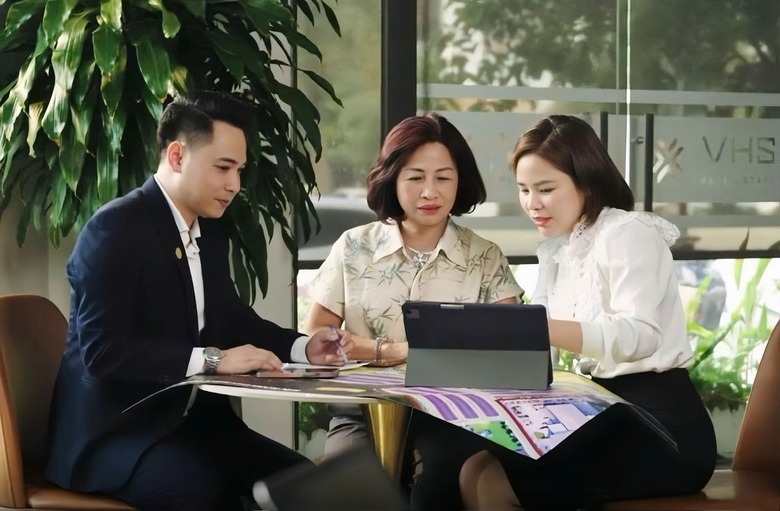 VHS Group - Nơi mỗi nh&acirc;n sự được ghi nhận, ph&aacute;t triển v&agrave; tỏa s&aacute;ng- Ảnh 3.