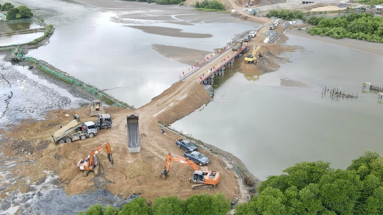 Tăng tốc định gi&aacute; đất c&aacute;c dự &aacute;n, Kh&aacute;nh H&ograve;a dự thu hơn 16.000 tỷ đồng- Ảnh 1.