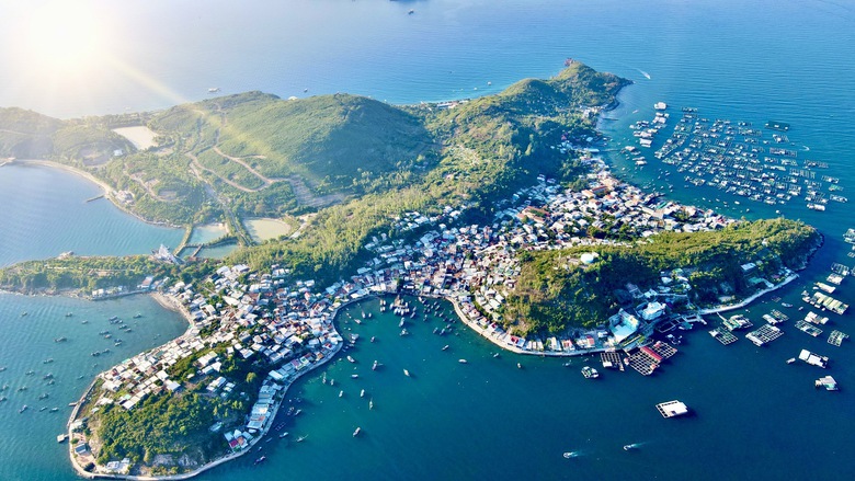 Thẩm định quy hoạch ph&acirc;n khu 1/2000 khu vực c&aacute;c đảo Vịnh Nha Trang- Ảnh 1.