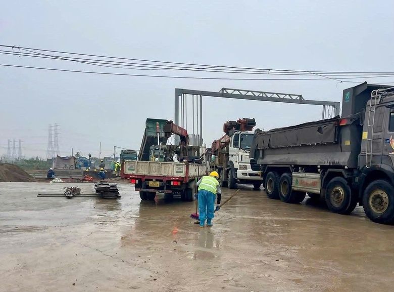 Cận cảnh đại c&ocirc;ng trường s&acirc;n vận động Trống Đồng, quy m&ocirc; 135.000 chỗ ngồi- Ảnh 7.