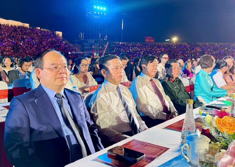 Liên hoan Phát thanh toàn quốc lần thứ XVII: Lan tỏa "Thanh âm kỷ nguyên mới"- Ảnh 6. Liên hoan Phát thanh toàn quốc lần thứ XVII: Lan tỏa "Thanh âm kỷ nguyên mới"- Ảnh 6.