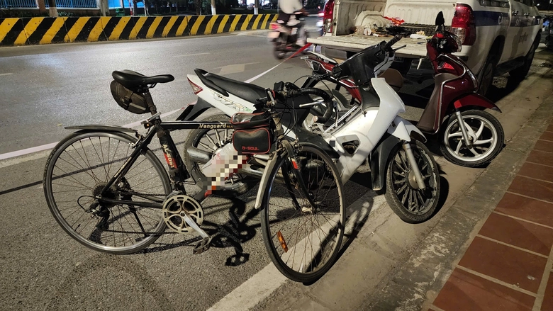 Vi phạm nồng độ cồn, người đi xe đạp xin bỏ qua nhưng vẫn bị xử lý- Ảnh 18. Vi phạm nồng độ cồn, người đi xe đạp xin bỏ qua nhưng vẫn bị xử lý- Ảnh 18.