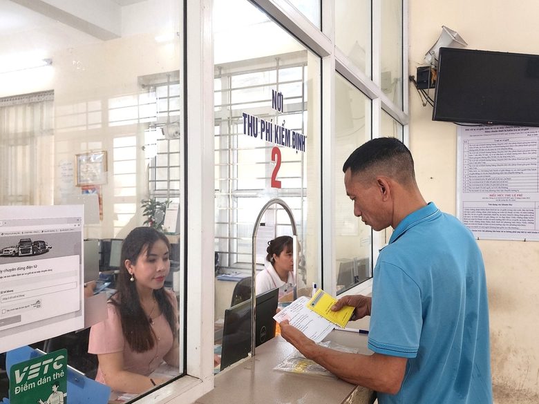 Th&ocirc;ng tư 47 c&oacute; hiệu lực, chủ xe Ninh B&igrave;nh chủ động đầu tư phương tiện mới- Ảnh 1.