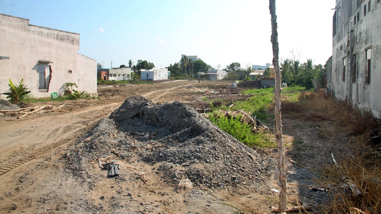 Cà Mau: Gỡ vướng mặt bằng, thúc tiến độ đường Vành đai trong thành phố Bạc Liêu- Ảnh 3. Cà Mau: Gỡ vướng mặt bằng, thúc tiến độ đường Vành đai trong thành phố Bạc Liêu- Ảnh 3.