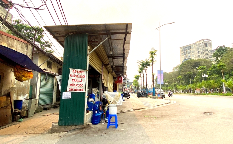 Nhà siêu mỏng, siêu méo: “Nỗi đau” đô thị hóa ở Hà Nội- Ảnh 2. Nhà siêu mỏng, siêu méo: “Nỗi đau” đô thị hóa ở Hà Nội- Ảnh 2.