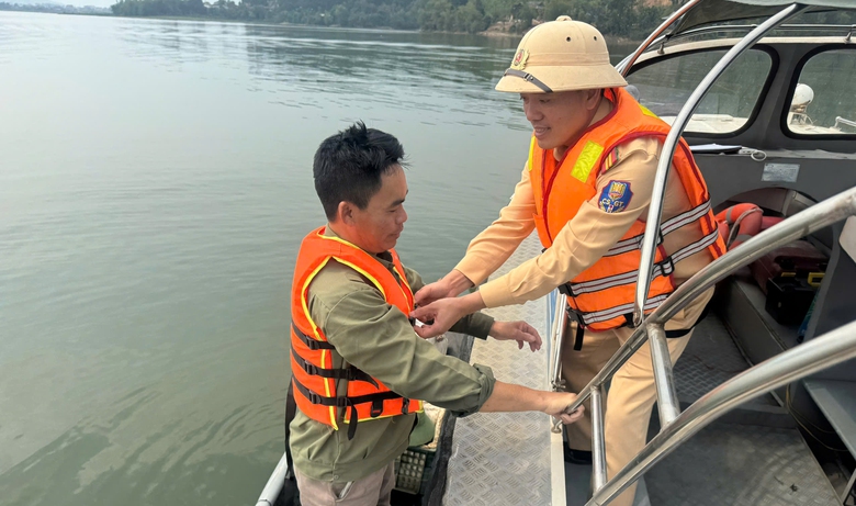 Thái Nguyên: Linh hoạt giải pháp đảm bảo an toàn giao thông trước nghỉ lễ 30/4- Ảnh 8. Thái Nguyên: Linh hoạt giải pháp đảm bảo an toàn giao thông trước nghỉ lễ 30/4- Ảnh 8.