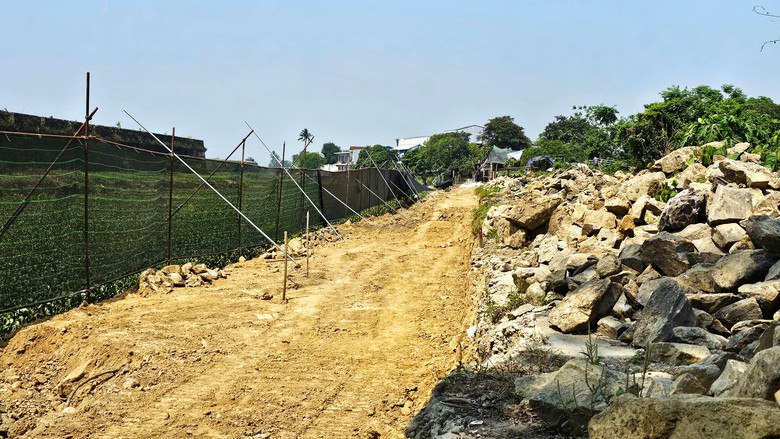 Cận cảnh tu bổ, tôn tạo thượng thành Kinh thành Huế- Ảnh 3. Cận cảnh tu bổ, tôn tạo thượng thành Kinh thành Huế- Ảnh 3.