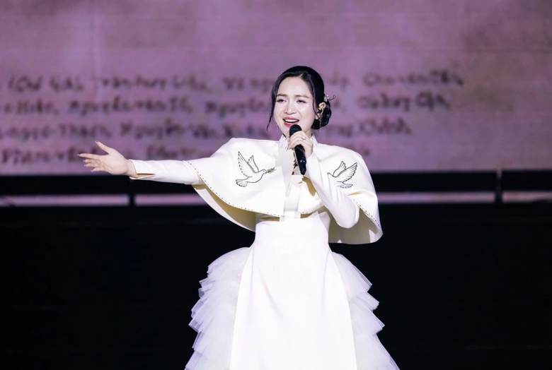 Bộ Văn hóa, Thể thao và Du lịch tăng cường quản lý vấn nạn "hát nhép"- Ảnh 1. Bộ Văn hóa, Thể thao và Du lịch tăng cường quản lý vấn nạn "hát nhép"- Ảnh 1.