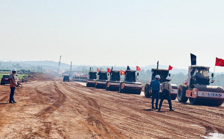 Tăng tốc giải phóng mặt bằng và tiến độ giải ngân cho cao tốc Quy Nhơn – Pleiku- Ảnh 2. Tăng tốc giải phóng mặt bằng và tiến độ giải ngân cho cao tốc Quy Nhơn – Pleiku- Ảnh 2.