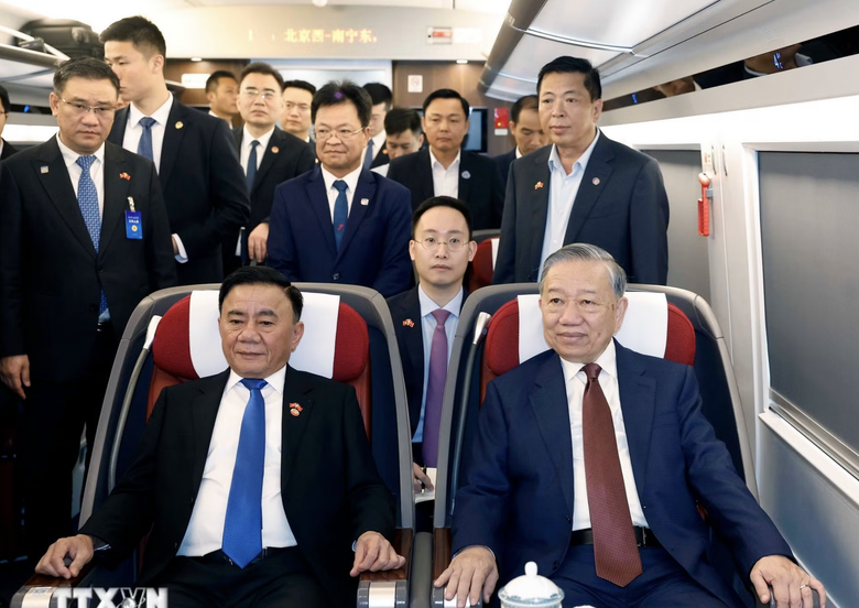 Tổng B&iacute; thư, Chủ tịch nước T&ocirc; L&acirc;m thăm th&agrave;nh phố Nam Ninh bằng t&agrave;u cao tốc- Ảnh 3.