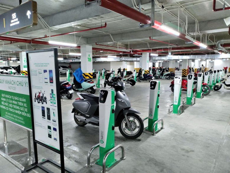 TP.HCM thiếu hạ tầng sạc xe điện tại chung cư, người d&acirc;n gặp kh&oacute;- Ảnh 2.