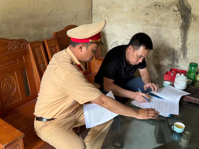 Th&aacute;i Nguy&ecirc;n: Ngăn vi phạm từ nơi bốc xếp h&agrave;ng h&oacute;a- Ảnh 3.