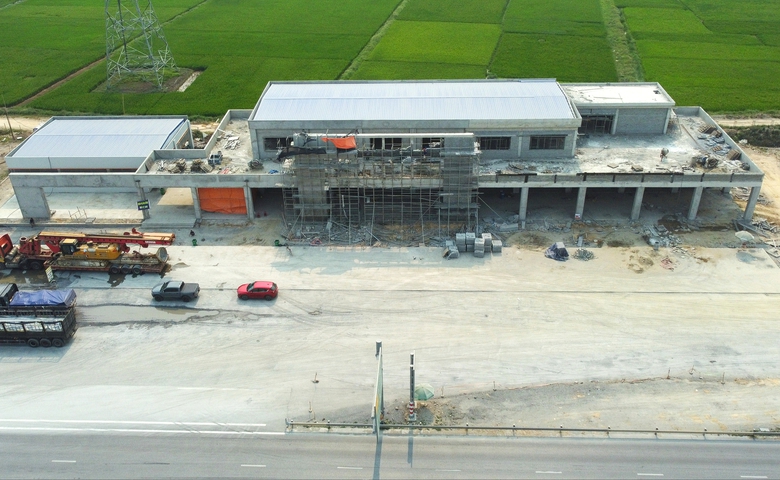 Gấp r&uacute;t ho&agrave;n th&agrave;nh trạm dừng nghỉ tr&ecirc;n cao tốc qua Nghệ An- Ảnh 2.