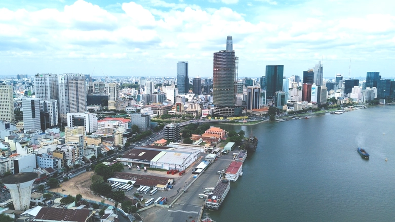 TP.HCM kiến nghị mở rộng đường Nguyễn Tất Th&agrave;nh đồng bộ metro Bến Th&agrave;nh - Cần Giờ- Ảnh 1.