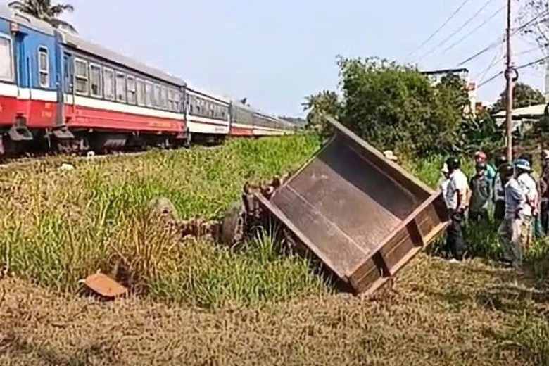 Tai nạn đường sắt tăng mạnh, nhiều vụ nghi&ecirc;m trọng do lỗi chủ quan- Ảnh 1.