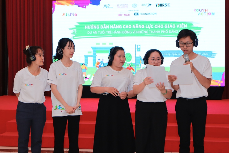 Ứng dụng c&ocirc;ng cụ số trong đ&agrave;o tạo ATGT, lan tỏa tới h&agrave;ng chục trường học miền T&acirc;y- Ảnh 4.