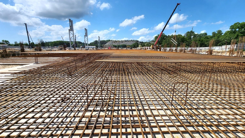 Thần tốc thi c&ocirc;ng nh&agrave; m&aacute;y ray đường sắt hơn 10.000 tỷ đồng ở Quảng Ng&atilde;i- Ảnh 9.