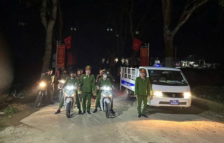 Loạt giải ph&aacute;p đồng bộ thay đổi nhận thức của giới trẻ Nghệ An về an to&agrave;n giao th&ocirc;ng- Ảnh 11.