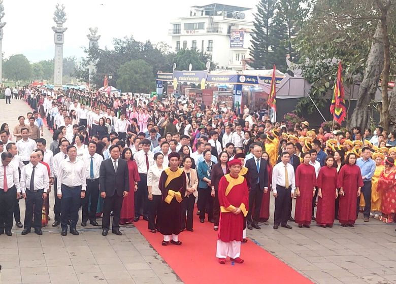 Khai hội Tây Thiên 2026: Phát huy giá trị di sản, thúc đẩy phát triển văn hóa - du lịch- Ảnh 1. Khai hội Tây Thiên 2026: Phát huy giá trị di sản, thúc đẩy phát triển văn hóa - du lịch- Ảnh 1.