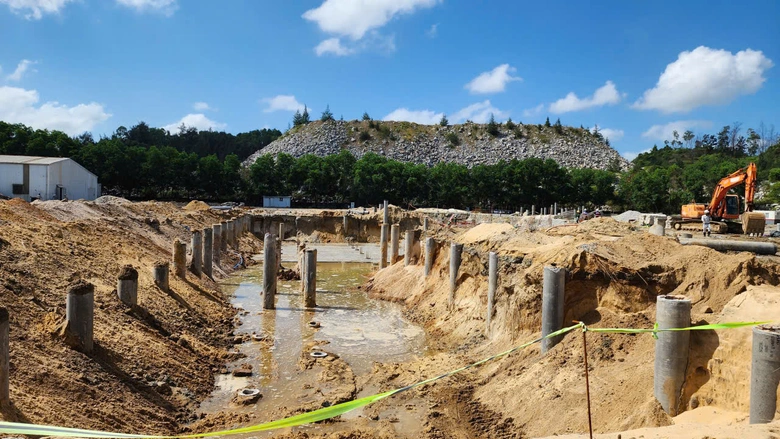 Thần tốc thi c&ocirc;ng nh&agrave; m&aacute;y ray đường sắt hơn 10.000 tỷ đồng ở Quảng Ng&atilde;i- Ảnh 16.