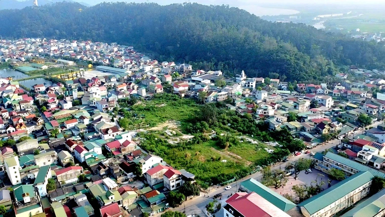 Nghệ An: Th&aacute;o gỡ n&uacute;t thắt cho 12 dự &aacute;n trọng điểm, ki&ecirc;n quyết xử l&yacute; dự &aacute;n treo- Ảnh 2.