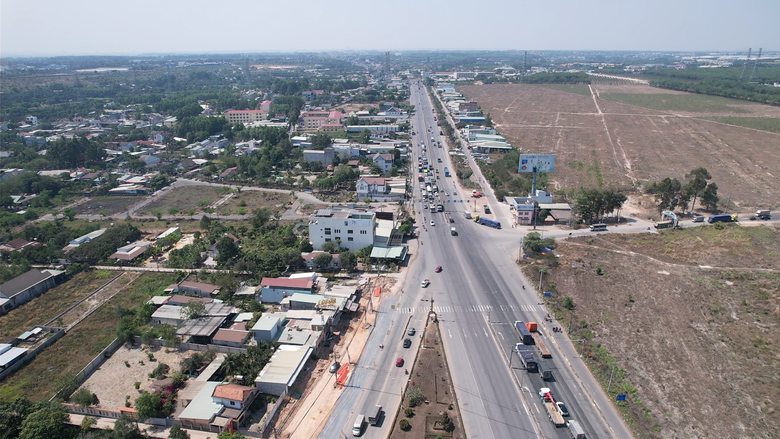 Đồng Nai: Gấp r&uacute;t ho&agrave;n tất thủ tục, đẩy nhanh tiến độ hai tuyến đường hơn 12.000 tỷ đồng- Ảnh 2.