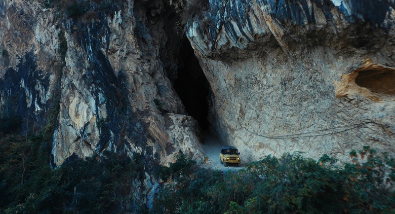 "Ph&iacute; ph&ocirc;ng: Quỷ m&aacute;u rừng thi&ecirc;ng" c&oacute; cơ hội gia nhập c&acirc;u lạc bộ phim trăm tỷ?- Ảnh 8.